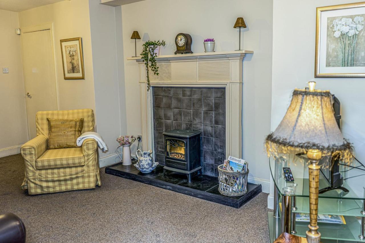 Guestready - Elegant Space Near Holyrood Park Edinburgh Exterior photo